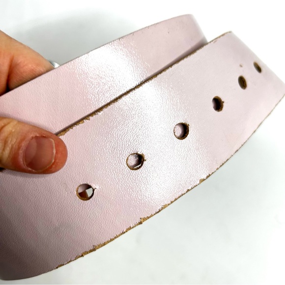 Vintage 90s Le Chateau Baby Pink Vegan Leather Belt Big Silver Buckle Wide S/M - Picture 5 of 15